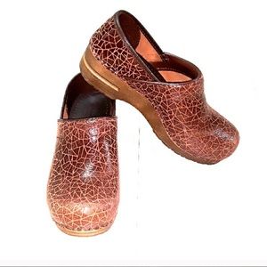 Adorable Sanita danish clog Sz 37 (women’s 7)